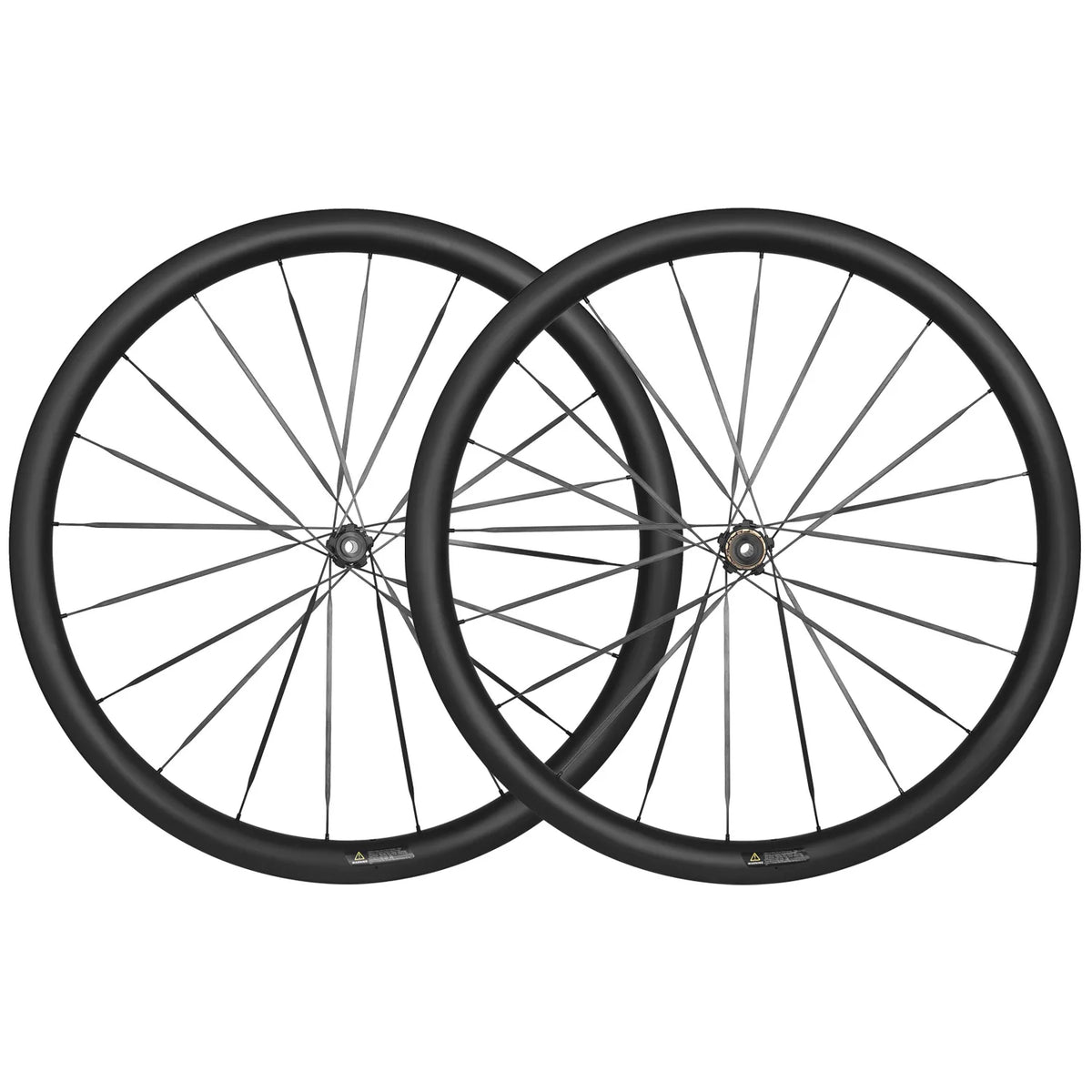 700C 1353g 60mm 5.2mm Carbon Spoke Wheels Road Bike Disc Brake Clincher Tubeless